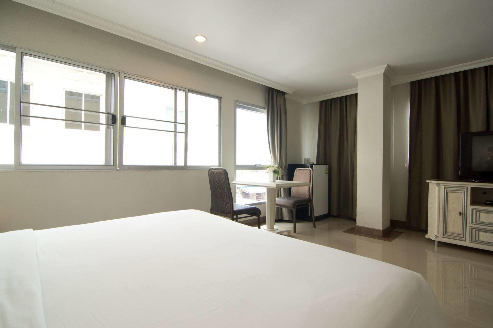 Aparthotel Lk Mansion Pattaya Zewnętrze zdjęcie